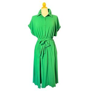 Chic Green Midi Dress with Waist Tie